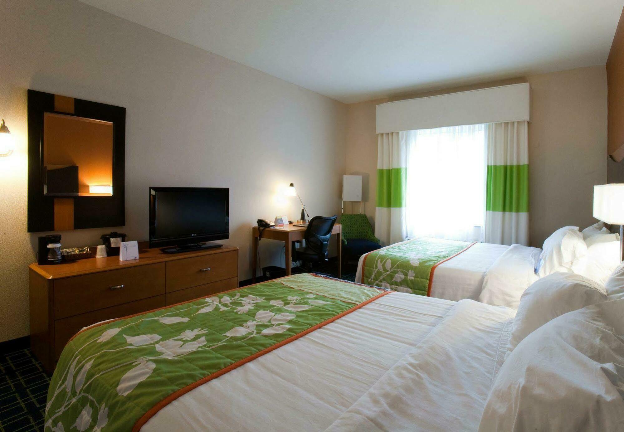 Fairfield Inn & Suites By Marriott Houston Конро Екстер'єр фото